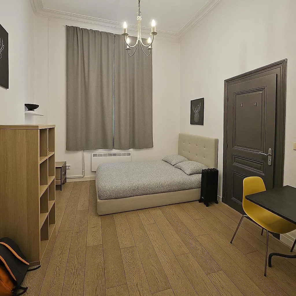 Apartment Cozy Studio Louisa #1 Brussels