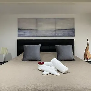 Duplex Situe A 2min De La Gare Du Nord Brüssel