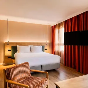 Hilton Garden Centre Hotell